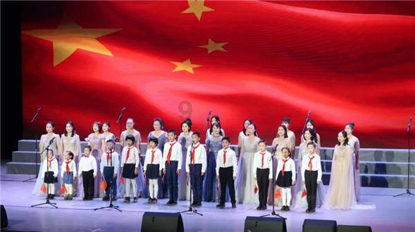 为什么有的女生胸软有的硬
