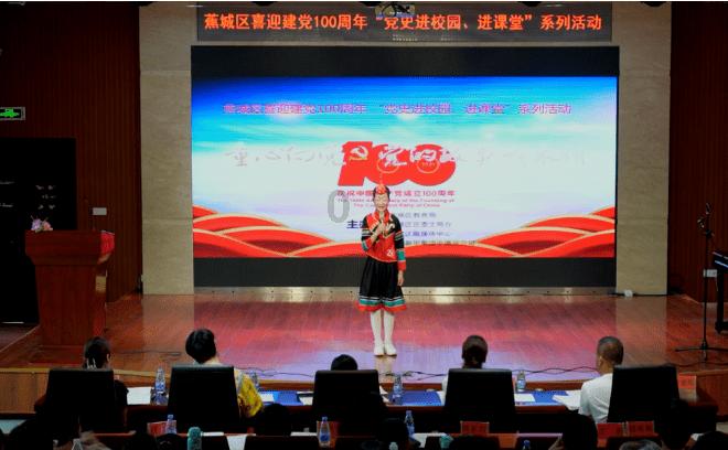 用亲子活动丰富孩子假期，盐城万户新村社区剪纸迎新春