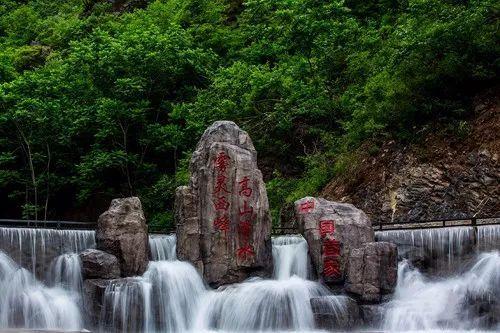 逃离可爱村落